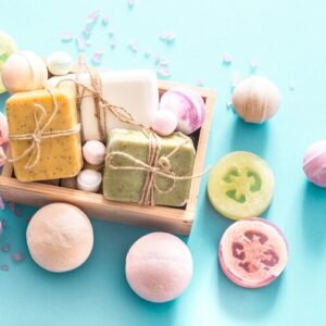 HANDMADE BATH BOMBS