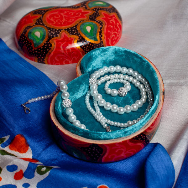 HANDMADE NECKLACES